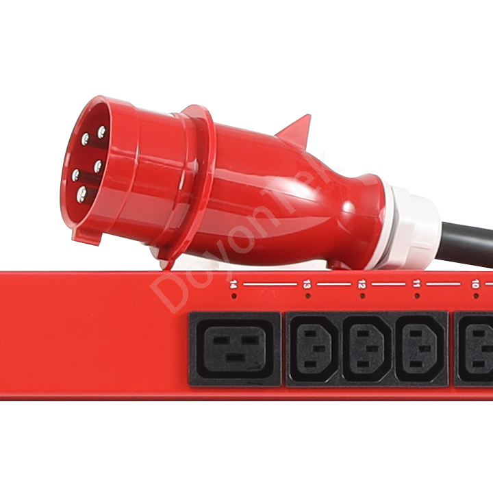 Smart PDU C13 C19 Outlets Closeup