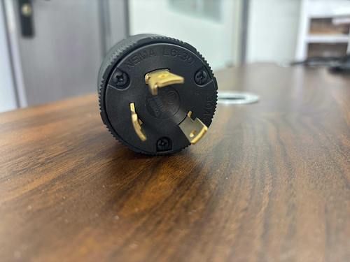 NEMA L5-30P locking electrical plug connector